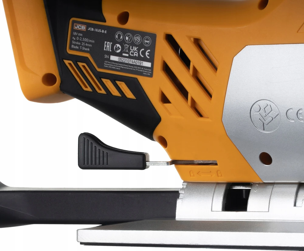 Akumuliatorinis siaurapjūklis JCB 18JS-2XB-E; 18 V; 1x2,0 Ah akum.