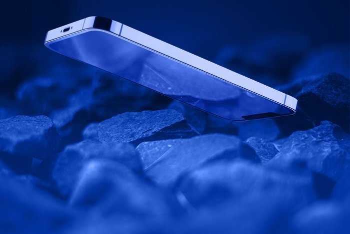 „Cellular Line Cellularline Impact Glass“ – grūdintas apsauginis stiklas, skirtas „Apple iPhone 15“ / „Apple iPhone 15 Pro“.