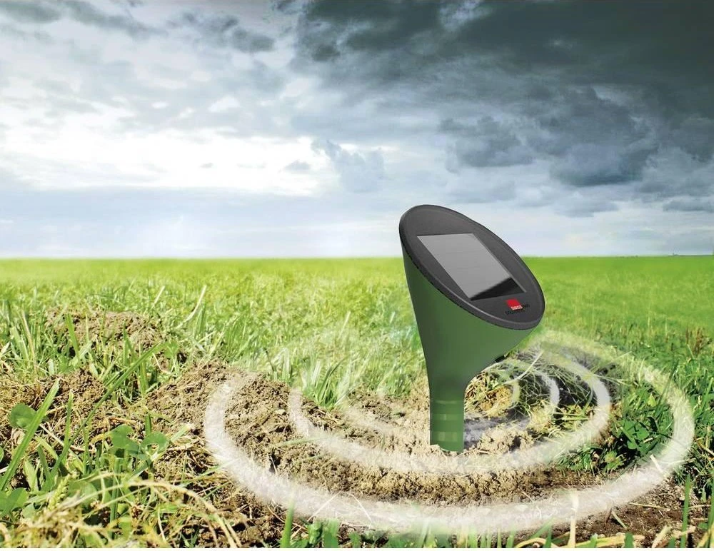 Sourcing Swissinno Solar SuperCat ultrasonic repeller Operating range 650 m2 1 pc.