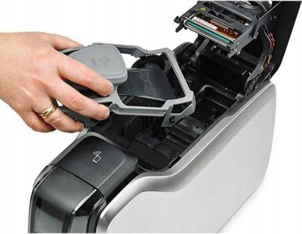 Spausdintuvas Zebra ZC300PRINT SINGLE SIDED UK/EU/USB & ETHERNET WIN DRIVER IN
