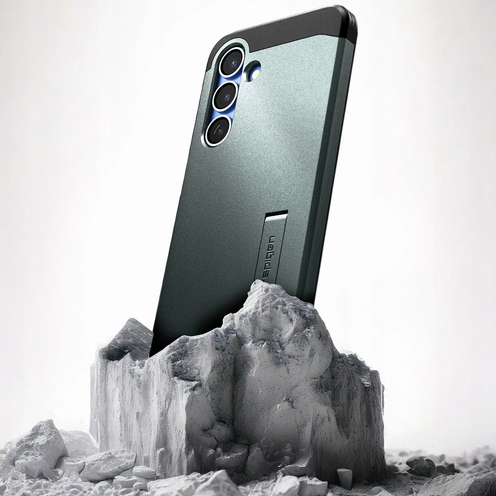 Spigen Tough Armor MagSafe dėklas skirtas Samsung Galaxy S25 – žalios spalvos