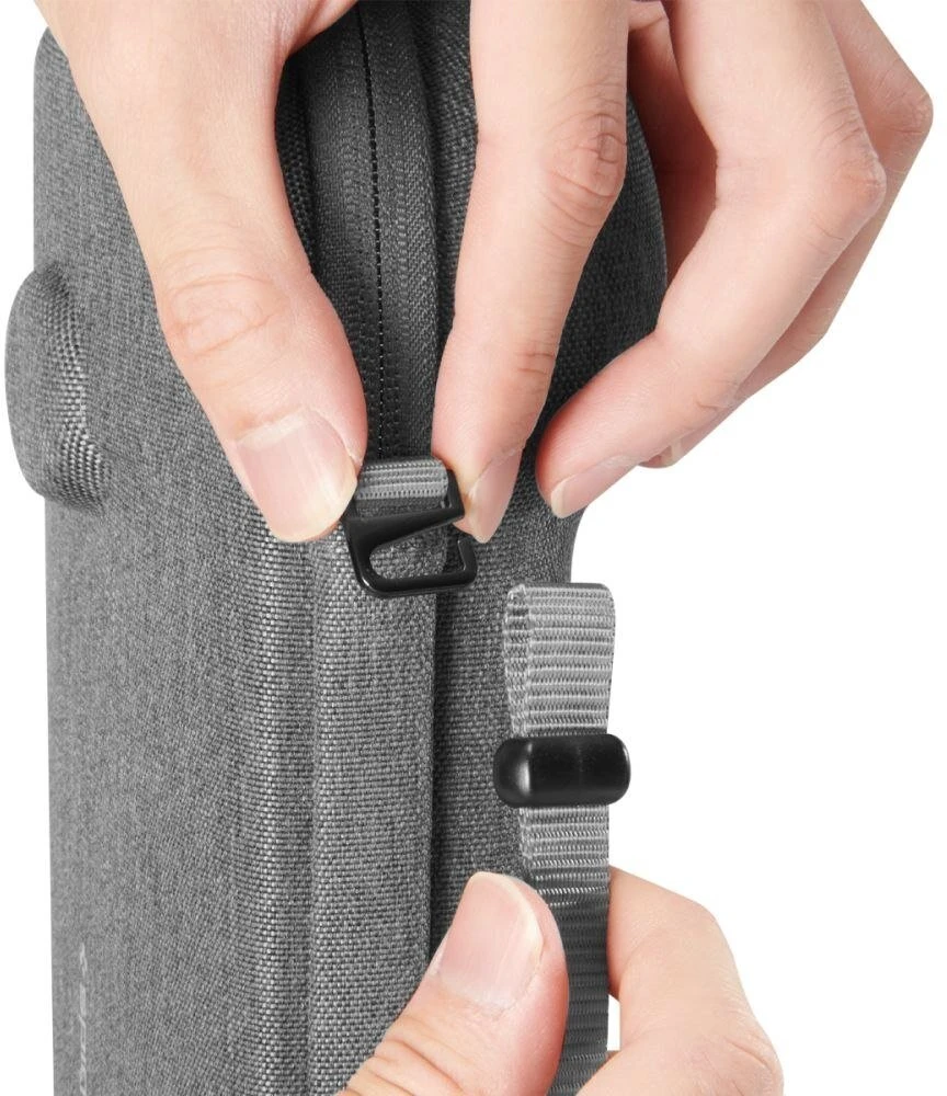 Dėklas Spigen Klasden Pouch, charcoal pilka - Sony PlayStation Portal