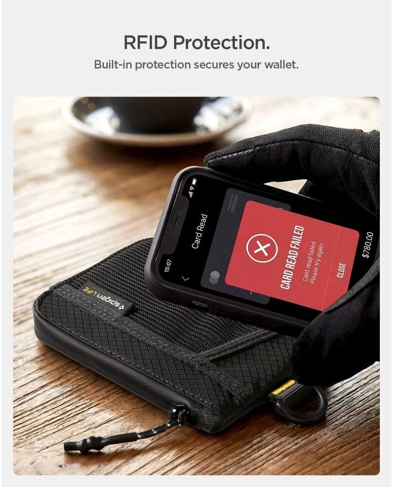 SPIGEN LF300 MINKŠTAS RFID KORTELIŲ DĖKLAS Juodas
