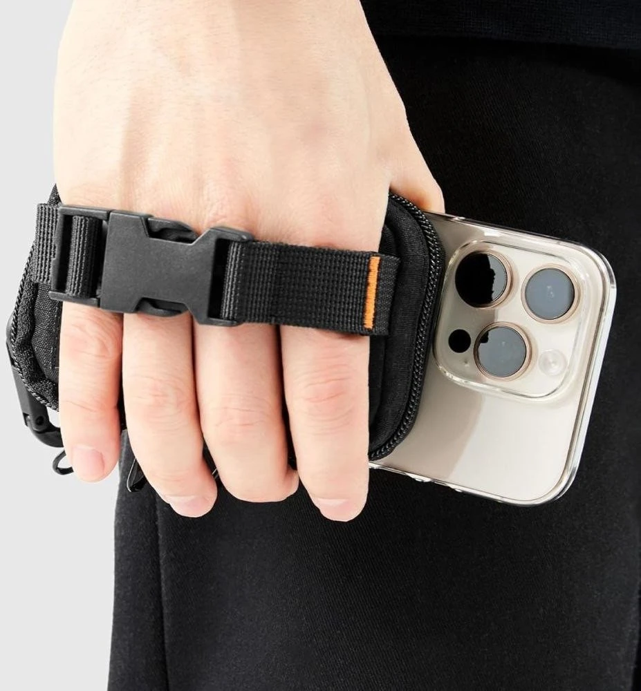 Spigen nešiojamas dėklas-organizeris SnapZip MagSafe, juodas