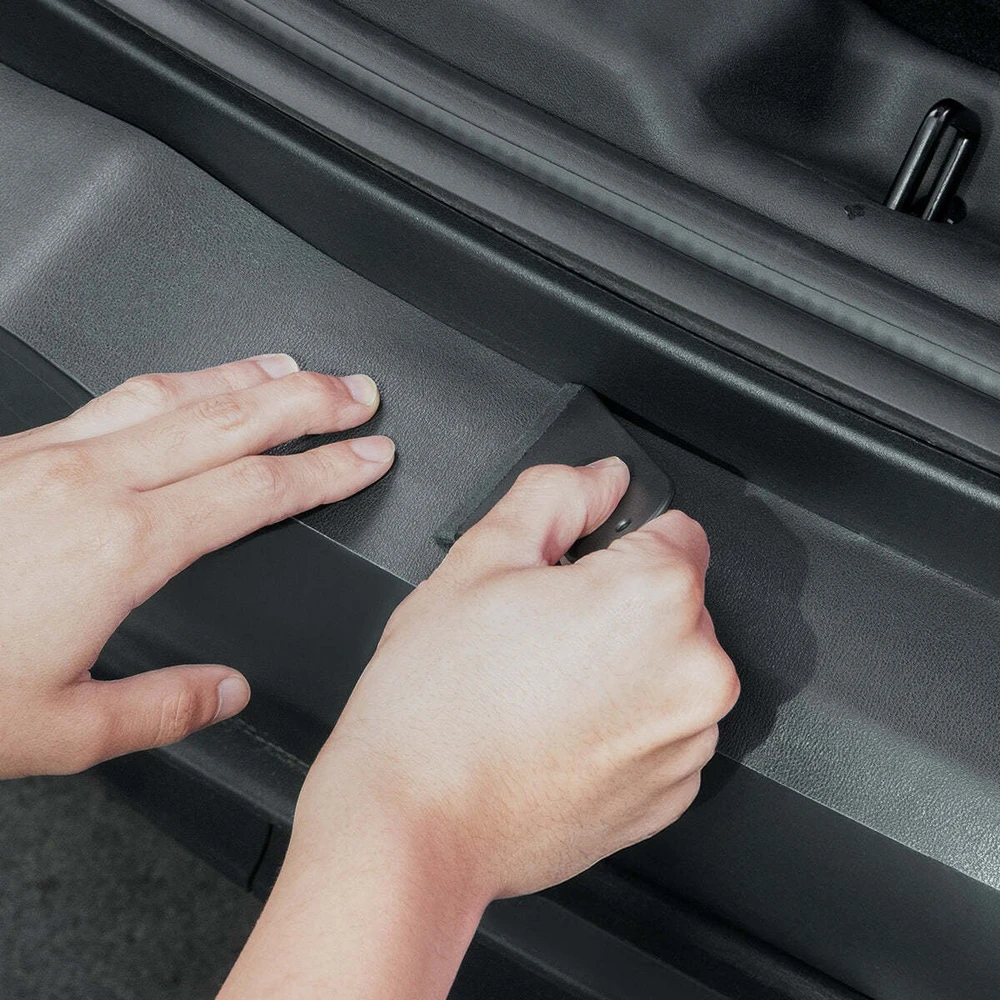 Spigen Galinio bamperio apsauga TG200-YJ, matinė juoda - Tesla Model Y(Juniper)
