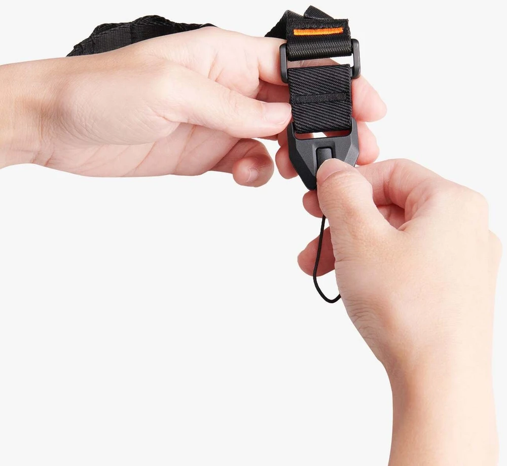 Spigen Universal Wrist Lanyard Strap (Strap 1P) DA30S, juodas