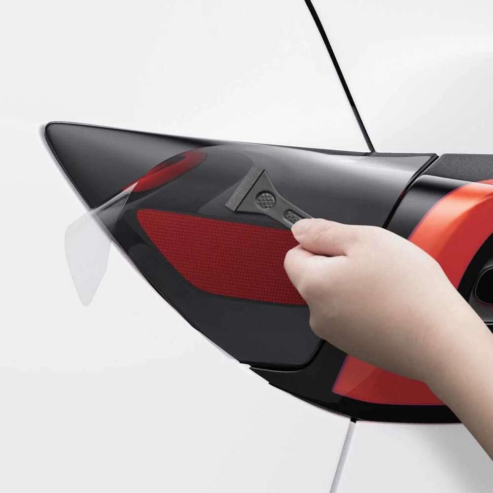 Spigen Tesla apsauginė plėvelė ir apklijavimo rinkinys įkrovimo lizdui (ES), anglies raštas - Tesla Model Y/3