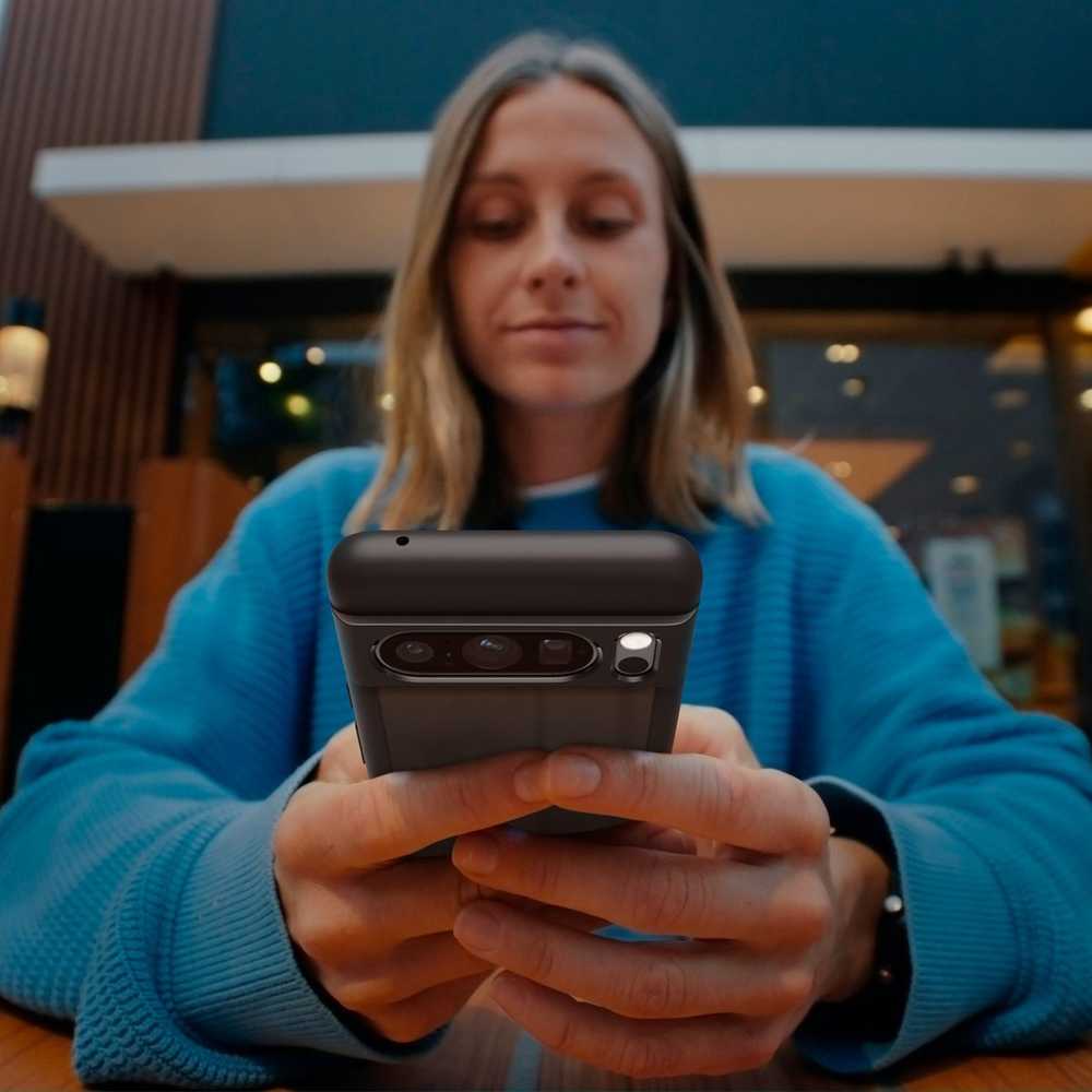Spigen Ultra Hybrid dėklas skirtas Google Pixel 8 Pro, spalva - Matte Black