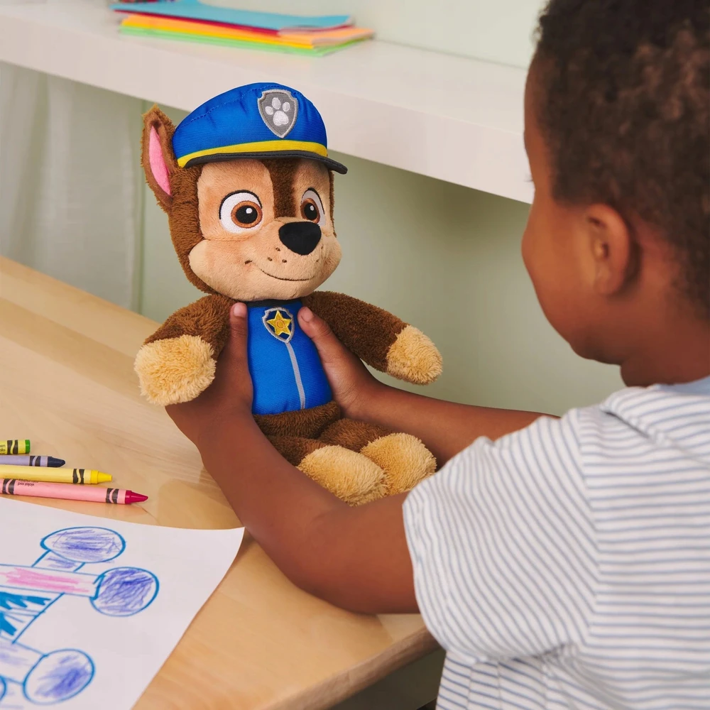„Spin Master Paw Patrol“ pliušinis žaislas „Take A Long“ – Chase