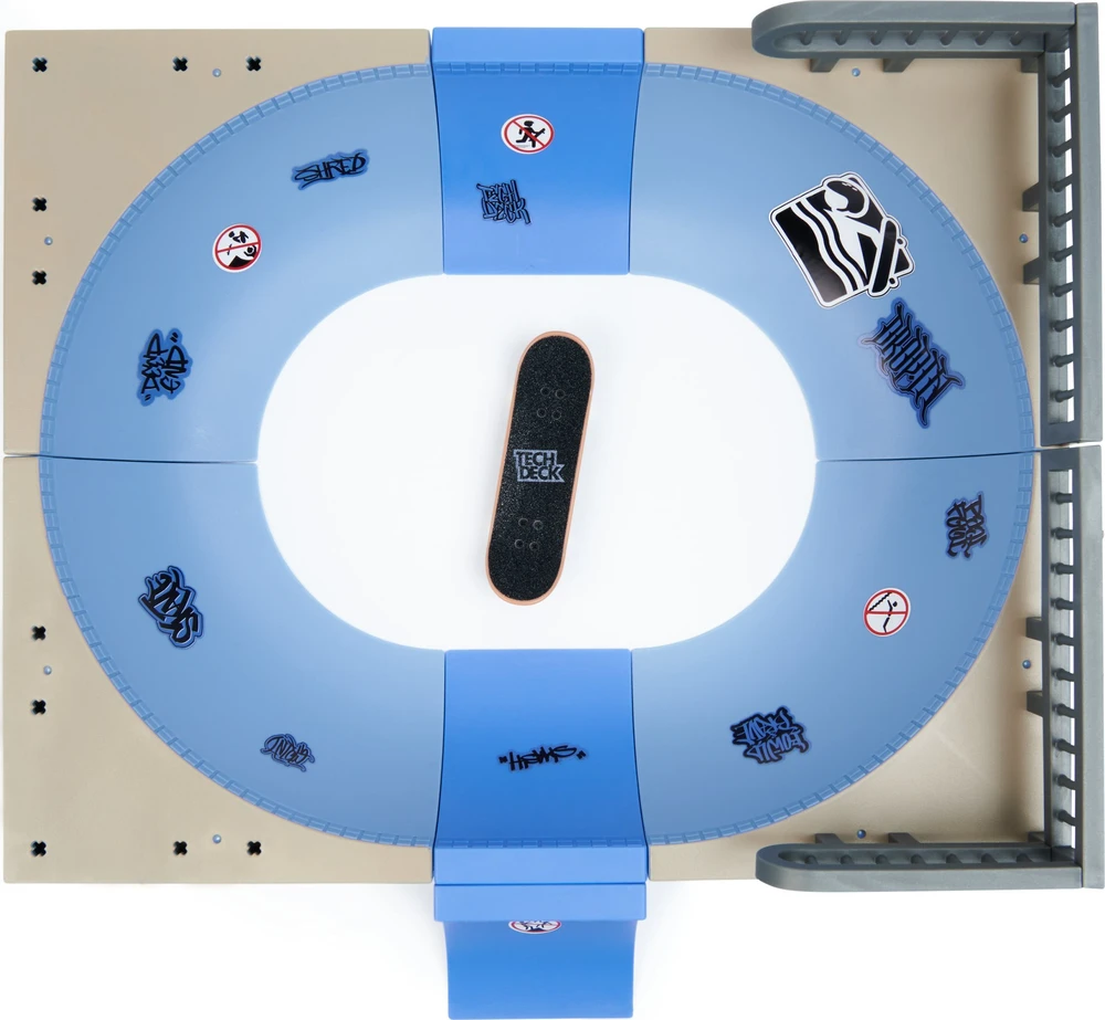 Spin Master „Tech Deck“ grifų komplektas „Daewon FC88A Bowl Ramp“ + riedlenčių priedai