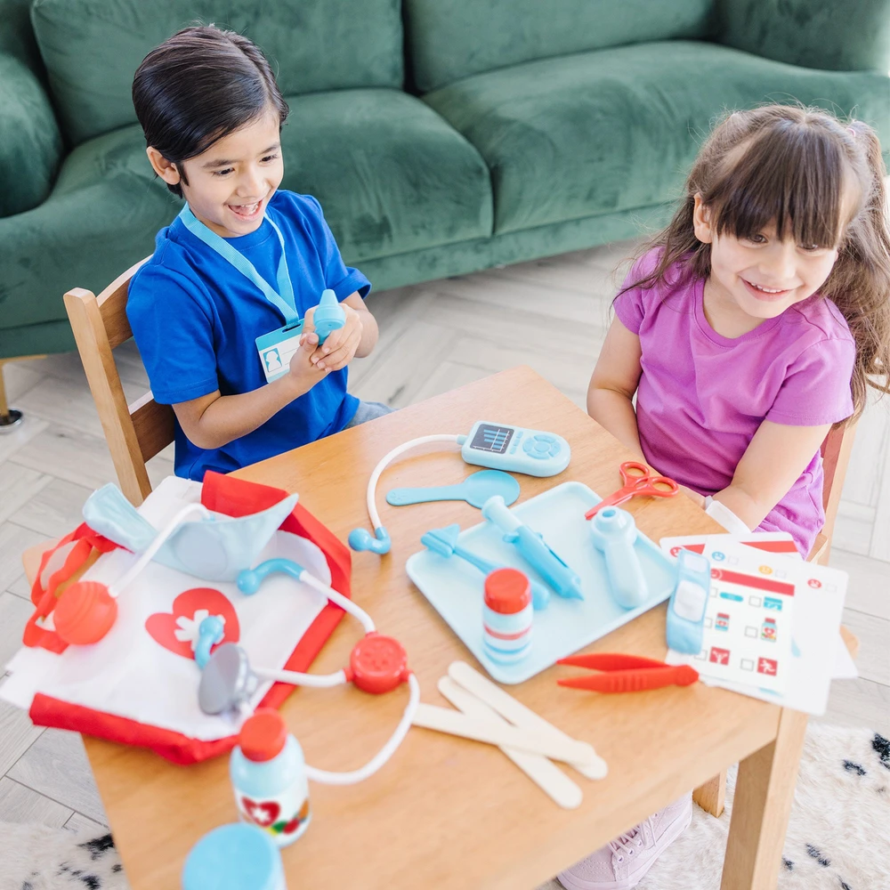 Dėlionė Spin Master MELISSA & DOUG žaidimų rinkinys „Get Well Doctor's Kit“ žaidimų rinkinys