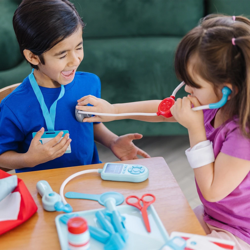 Dėlionė Spin Master MELISSA & DOUG žaidimų rinkinys „Get Well Doctor's Kit“ žaidimų rinkinys