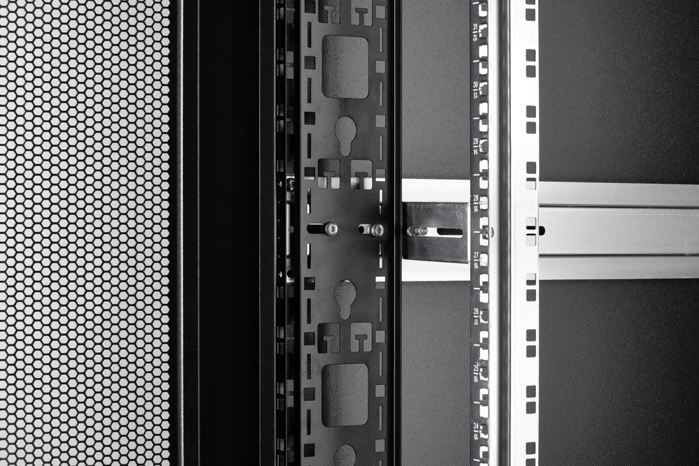 Spinta DIGITUS 42HE serverinė spinta Unique Server-N 2053x800x1000mm juoda