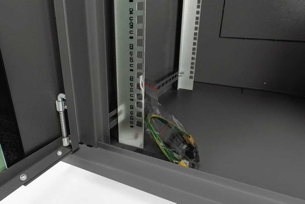 DIGITUS Wandgehuse Dynamic 7HE 385x600x600mm juodas