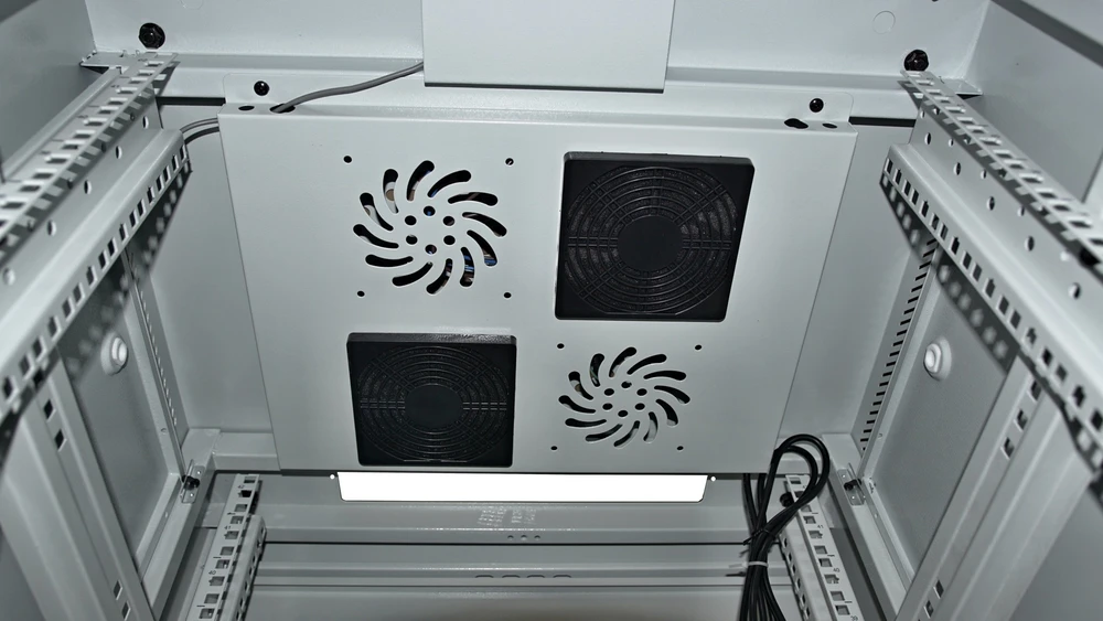 LEXI-Net 19" spintelė 27U 600x600 nuimama, vėdinimo blokas, termostatas, ratai, 600 kg, stiklas, pilka