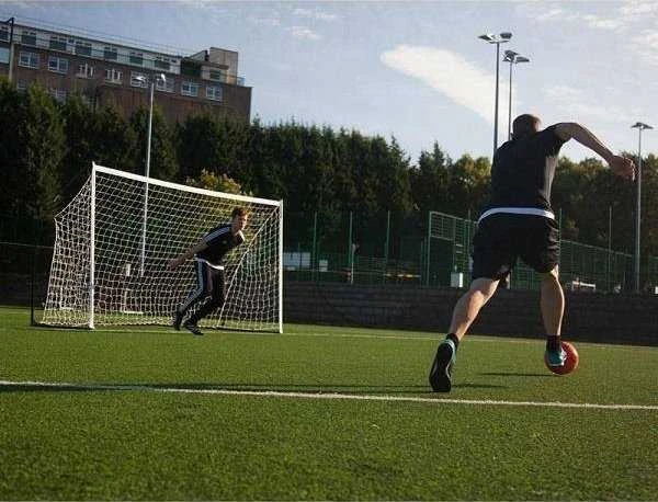 SPORTPOLAND futbolo vartai 3x1,55 m sulankstomi *greičio reguliavimas