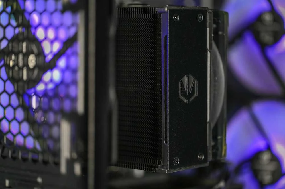 Stacionarus kompiuteris Actina 5901443414698 PC AMD Ryzen™ 5 7500F 32 GB DDR5-SDRAM 2 TB SSD AMD Radeon RX 9070 Midi Tower Juodas