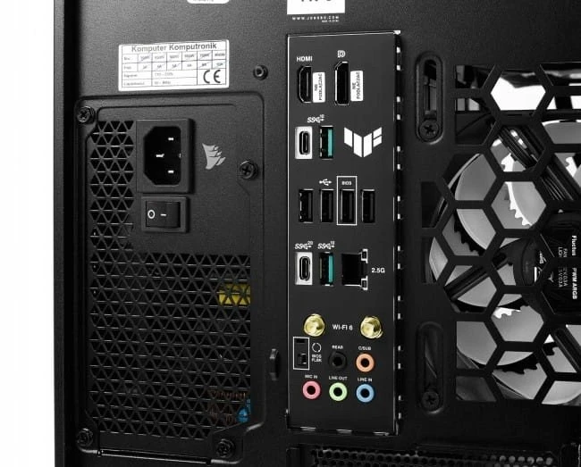 Ultimate R770 [M13] Ryzen 7 | RTX 5070 | 64GB | 2TB