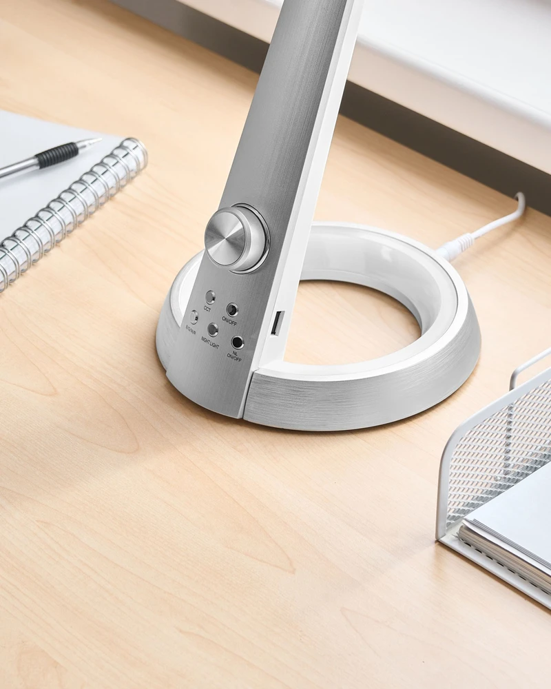 Beliani LED stalinė lempa CANOPUS su USB jungtimi, sidabrinė