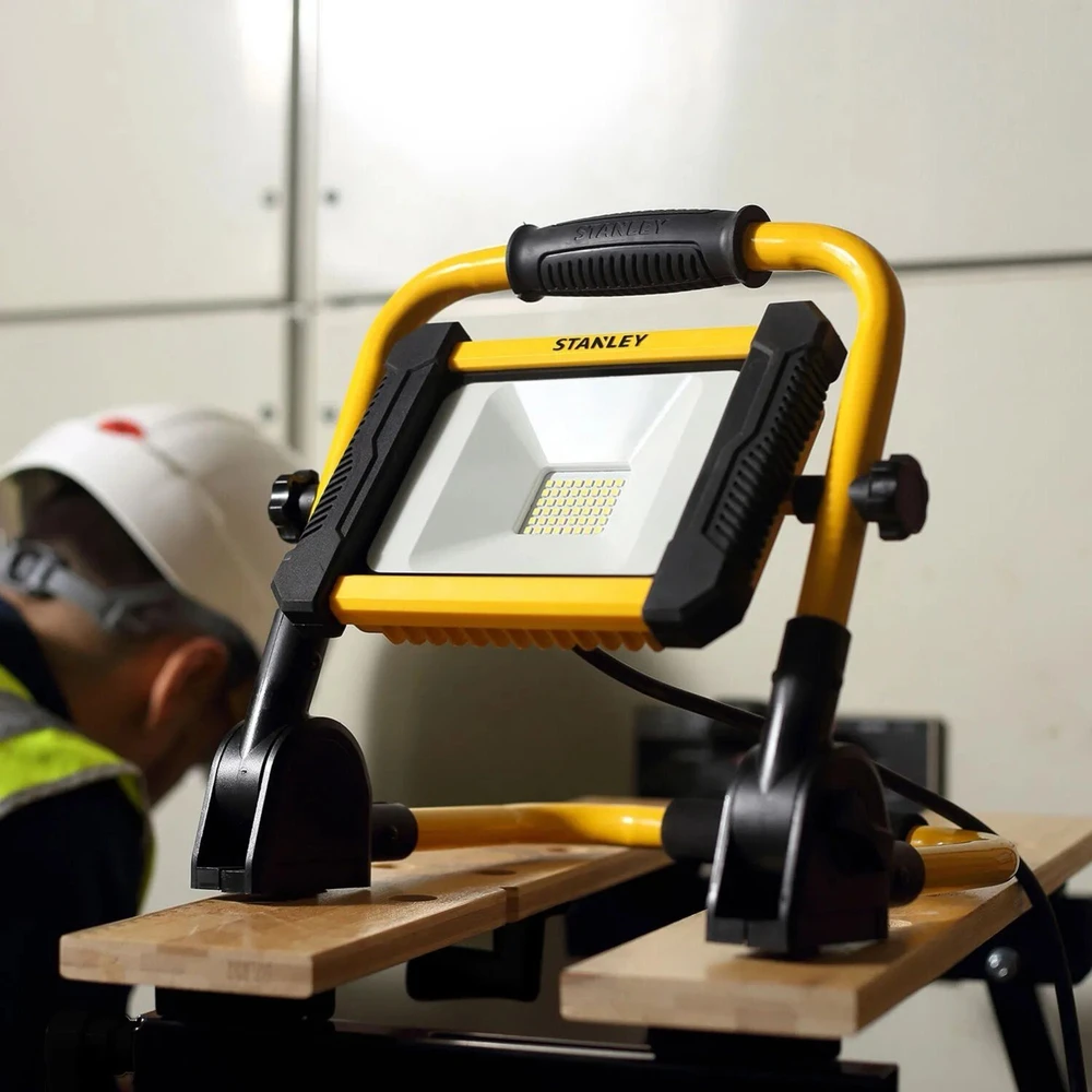 „Stanley“ darbo šviestuvas, 230 V, 50 W, IP54, 6000 lm