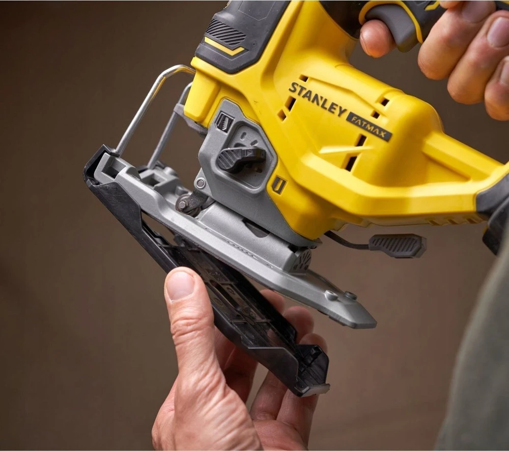 Stanley ST siaurapjūklis V20 SFMCS650B BL