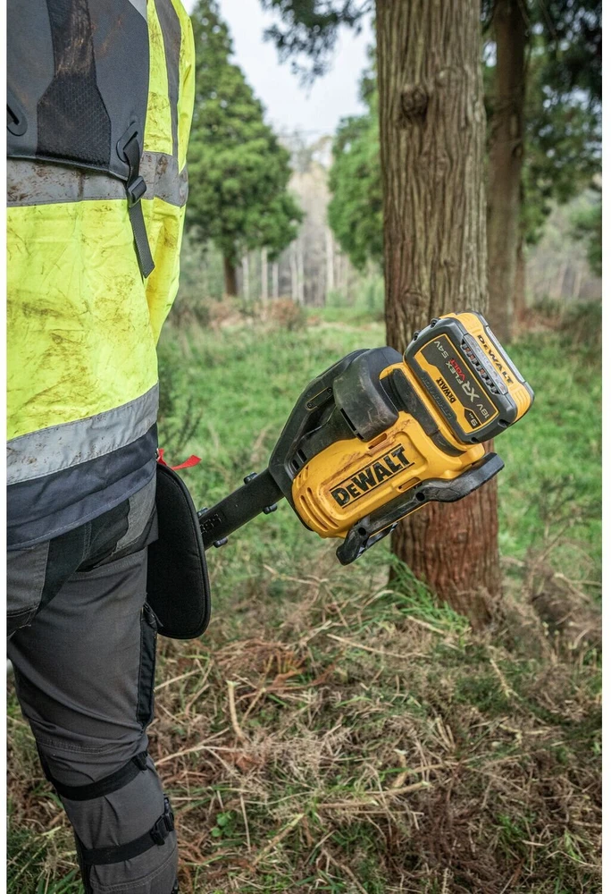 Akumuliatorinė žoliapjovė DeWalt DCMBC723N; 54 V (be akumuliatoriaus ir pakrovėjo)