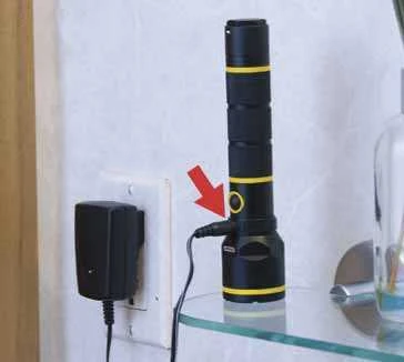Stanley Žibintuvėlis, Aliuminio įkraunamas žibintuvėlis
