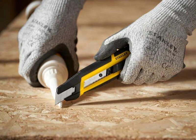 STANLEY PEILIS 18mm SU NULAUŽIAMŲ GELEŽČIŲ SISTEMA, STUMIKLIS