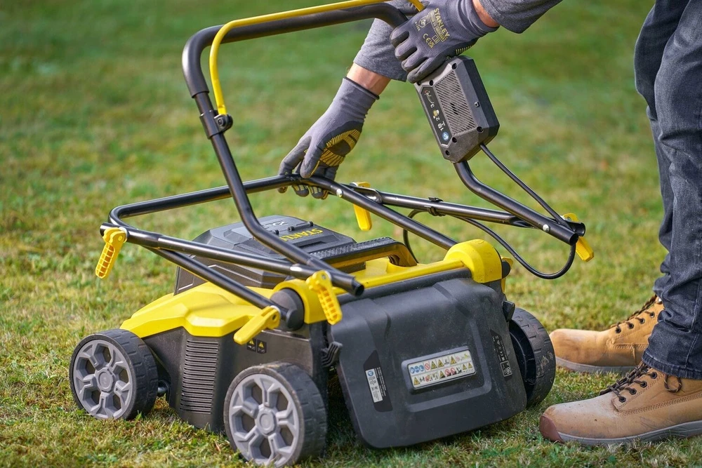 Stanley Wertykulator 1x4Ah (SCOEP3801M2)
