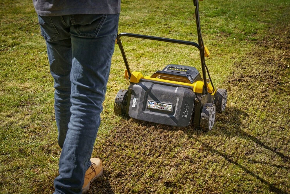 Stanley Wertykulator 1x4Ah (SCOEP3801M2)