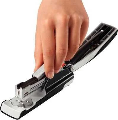 Leitz Stapler NeXXt Series 5502 vidutinis segiklis, 30 kortelių. (10K193B)