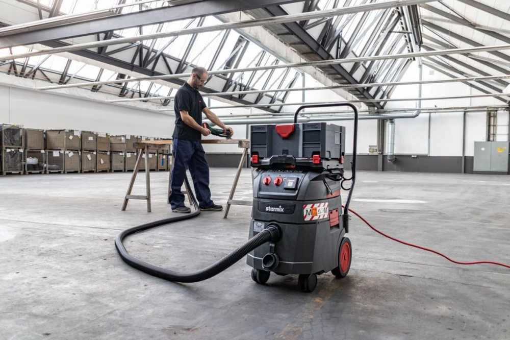Dulkių siurblys Starmix iPulse M-1635 Safe TOP; 1600 W; 35 l