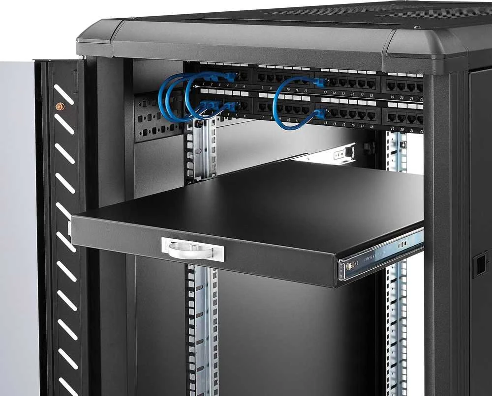 „StarTech“ 19 colių 1U lentyna ant bėgelių stovo spintelėms (SLIDESHELFD)