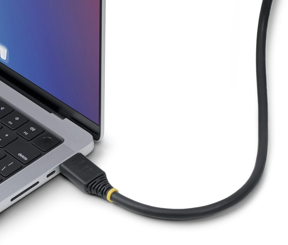 StarTech HDMI laidas prijungtas prie nešiojamojo kompiuterio
