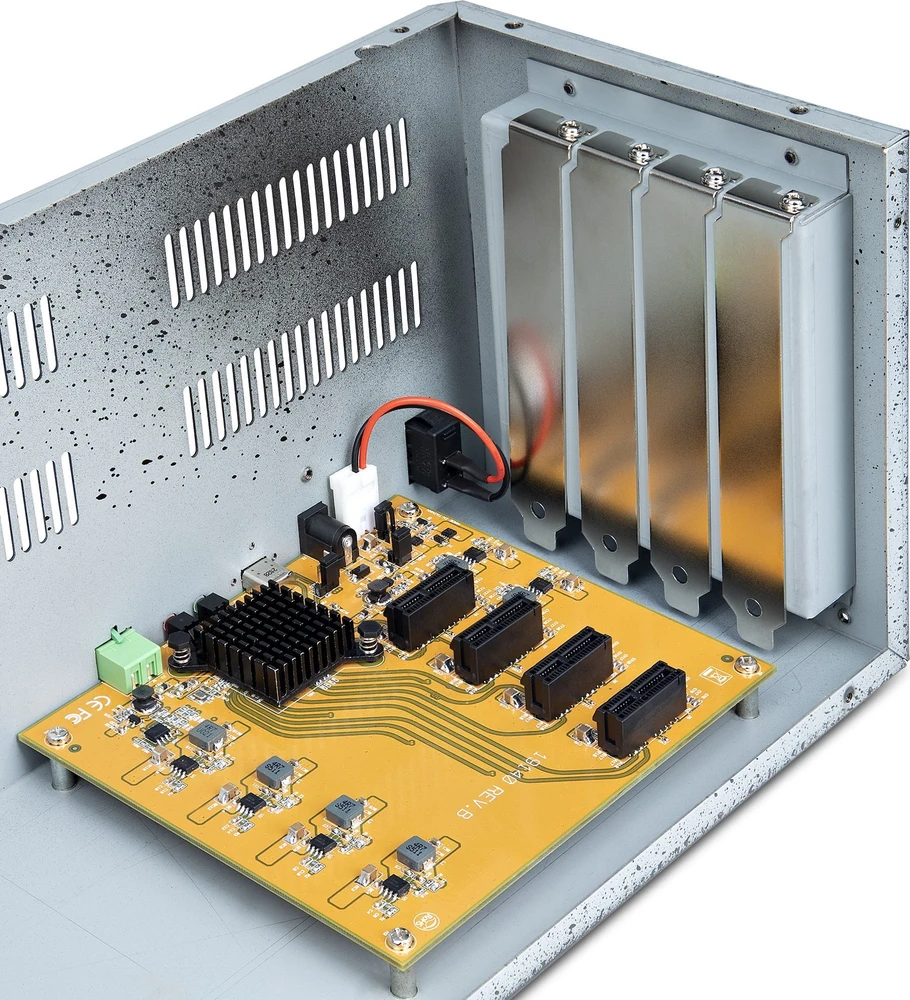 StarTech 4-SLOT PCIE EXPANSION CHASSIS/PCI EXPRESS EXPANSION BOX/ADAPTE