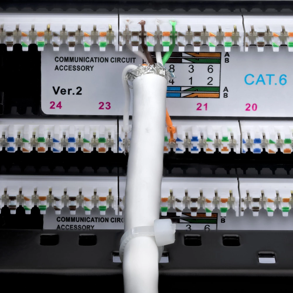 StarTech 48-PORT 2U CAT6 PATCH PANEL