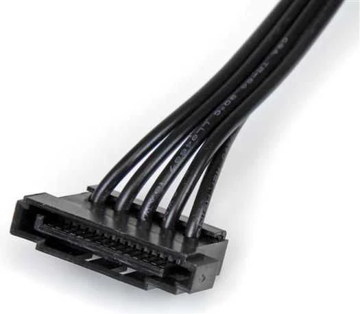 StarTech.com PYO4SATA vidinis maitinimo kabelis 0,4 m