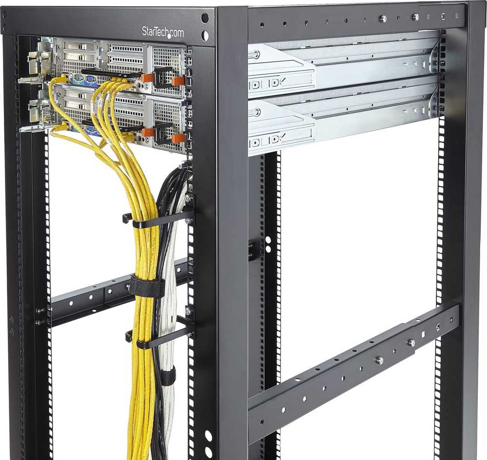 StarTech RACK CABLE MANAGEMENT D-RING/.