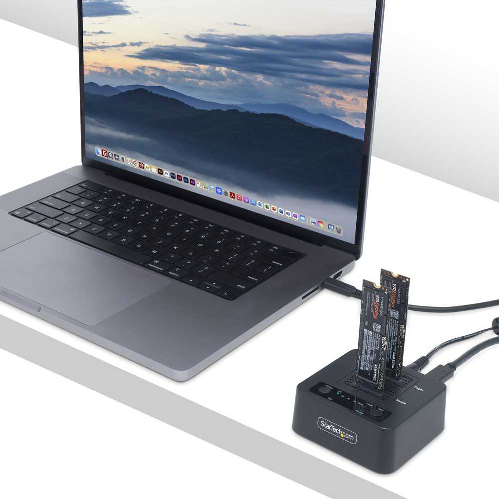 StarTech M.2 NVME DUPLICATOR DOCK/.