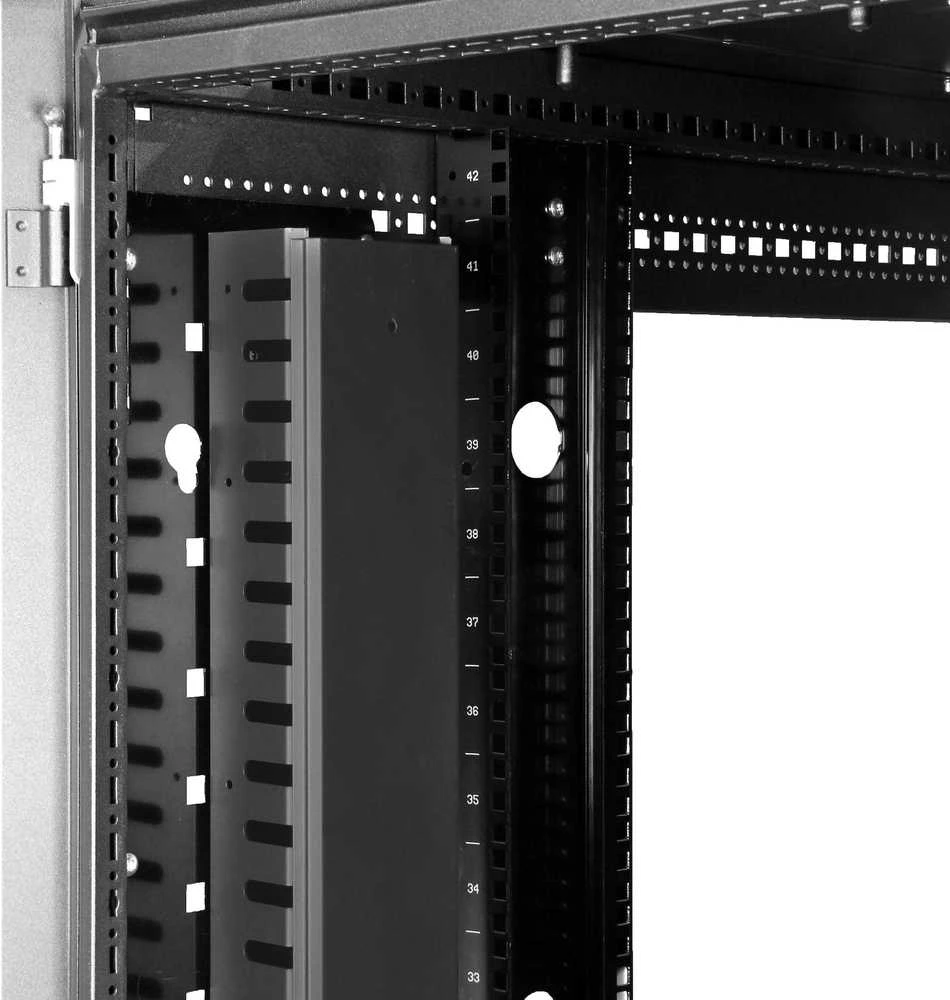 „StarTech“ vertikalus kabelio kanalas 91 cm (CMVER20UF)