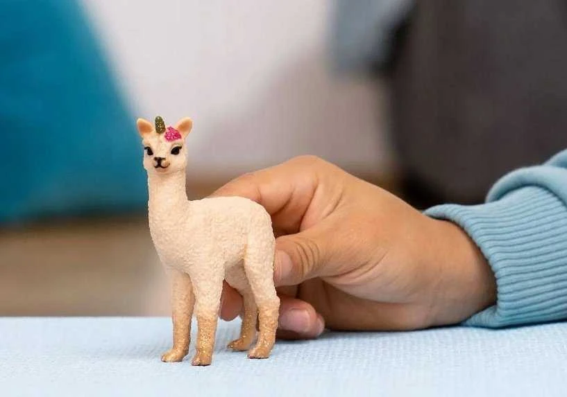 Schleich figūrėlė Vienaragės lamos jauniklis