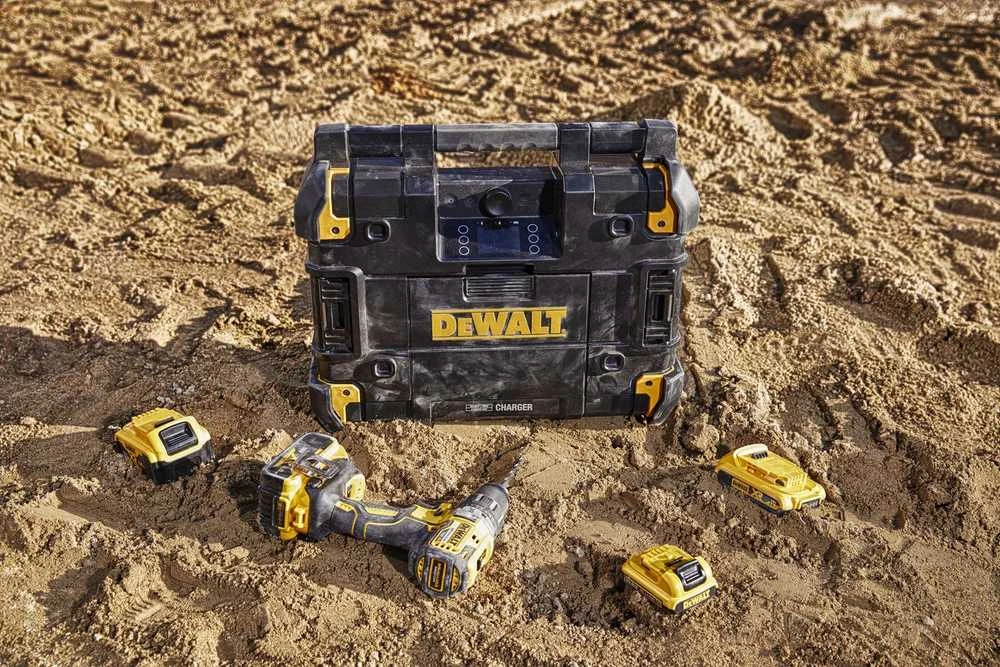 DeWalt DWST1-81078-QW Radijo imtuvas kroviklis