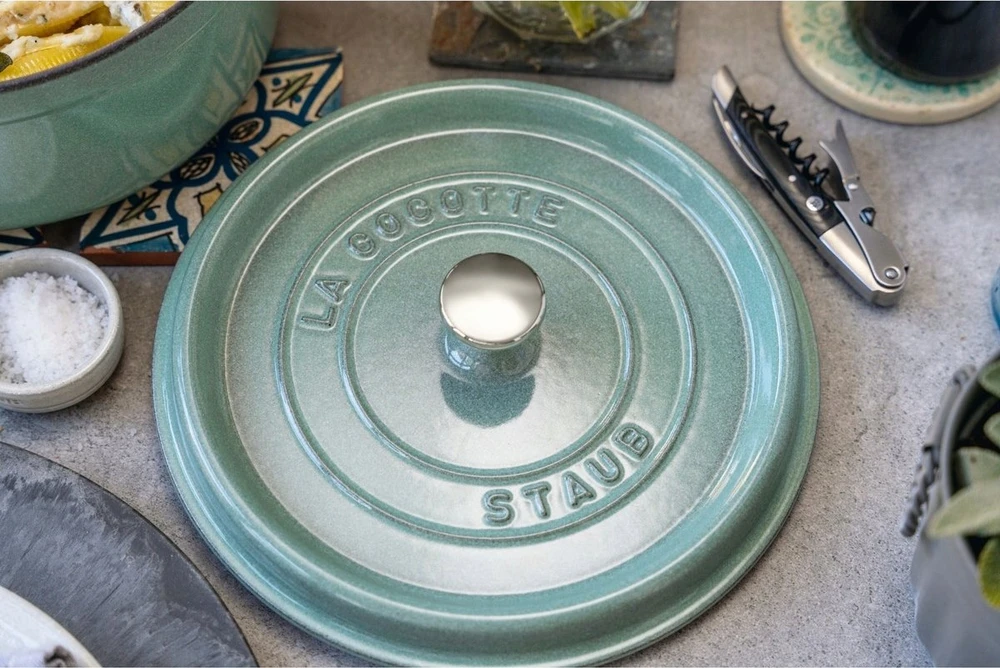 STAUB LA COCOTTE Apvalus ketaus puodas, 3,8 ltr, mėtų