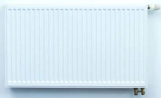 Stelrad Novello šildytuvas, tipas 11 600 x 400 mm, 318 W kairėje (GR-ST-N-11040L)