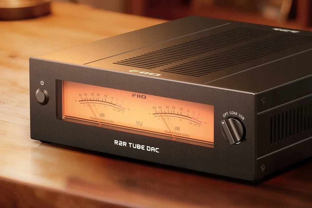 FiiO Warmer - juodas - lempinis DAC R2R/Buffer