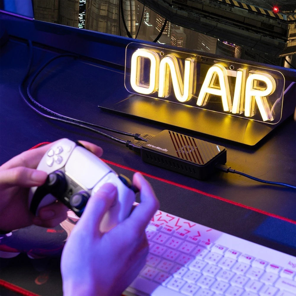 Ausinės AVERMEDIA Live Gamer Ultra / GC553Pro / Juoda