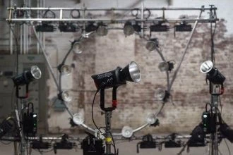 LED Šviestuvas Aputure Light Storm LS 600d (V-mount)