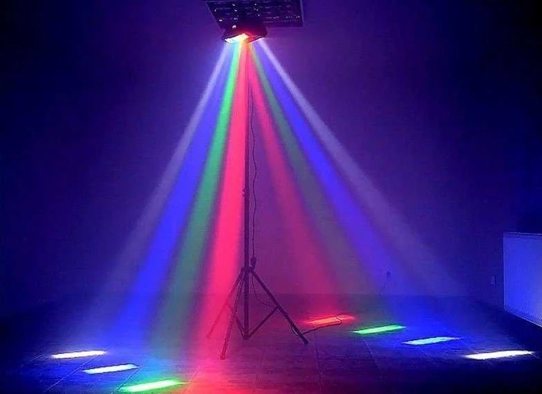 LIGHT4ME Spider MKII Turbo - 8x3W RGBW LED efektas