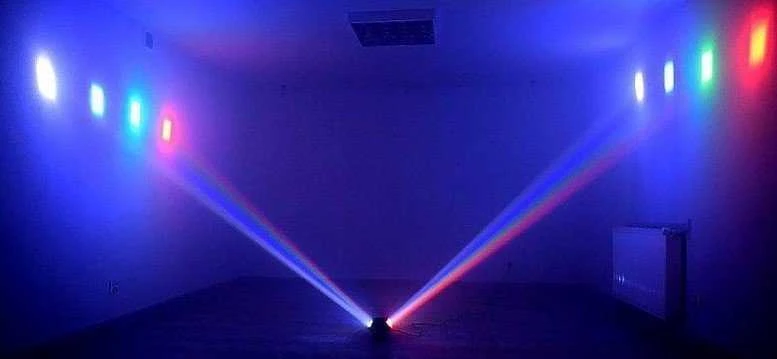LIGHT4ME Spider MKII Turbo - 8x3W RGBW LED efektas