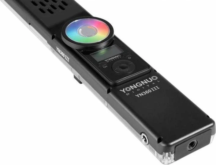 Apšvietimo įranga - Yongnuo YN-360 III 3200-5600K RGB LED šviesos panelė